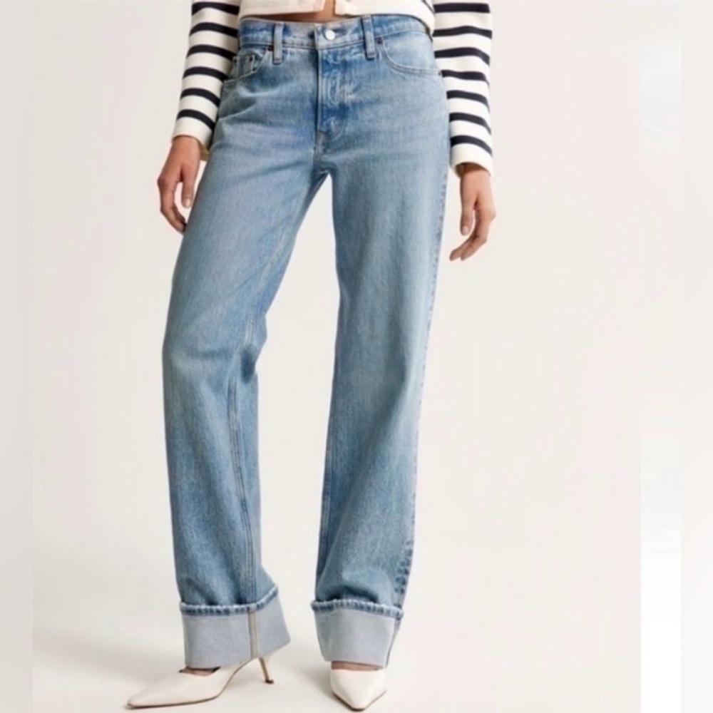 Abercrombie cuffed hem low rise baggy Jean